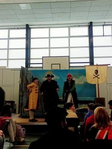 „Tiger oft he Seas“ – Das englischsprachige White Horse Theatre zu Gast an der Albrecht-Dürer-Schule